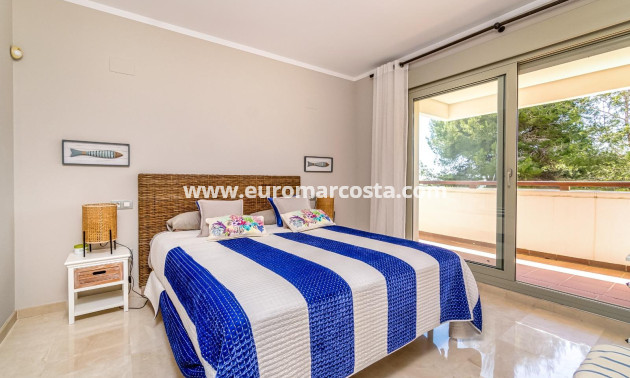 Sale - Apartment / flat - Orihuela Costa - Las Colinas Golf