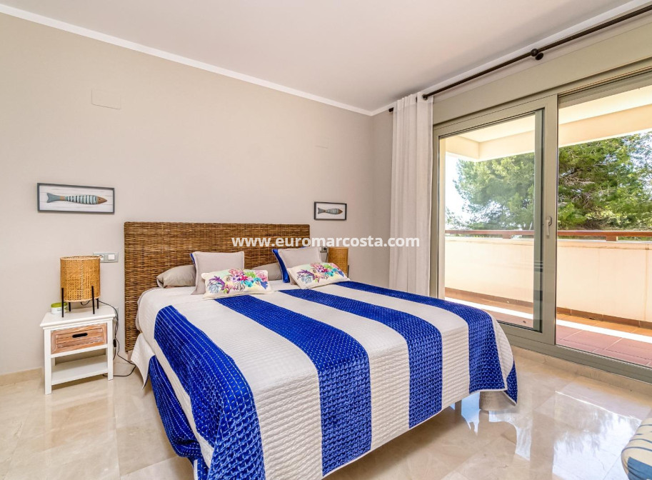 Sale - Apartment / flat - Orihuela Costa - Las Colinas Golf