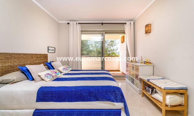 Sale - Apartment / flat - Orihuela Costa - Las Colinas Golf