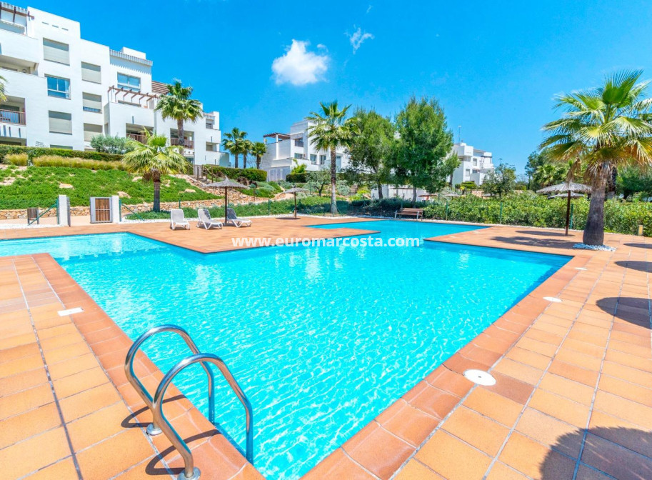 Sale - Apartment / flat - Orihuela Costa - Las Colinas Golf