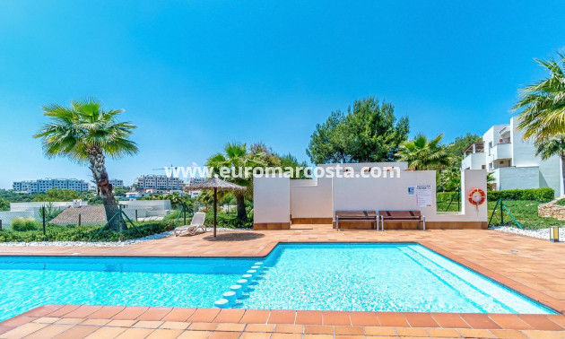 Sale - Apartment / flat - Orihuela Costa - Las Colinas Golf