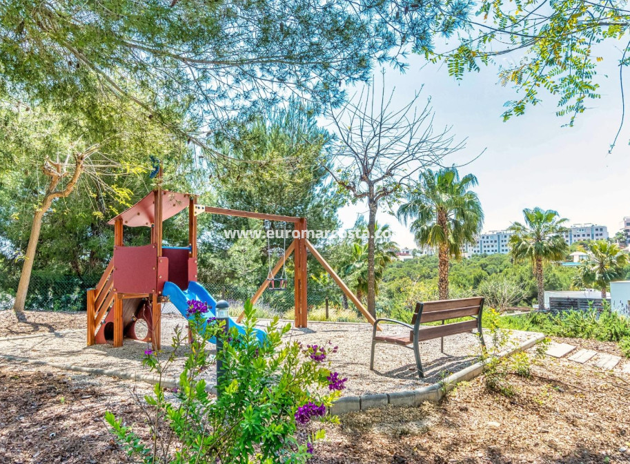 Sale - Apartment / flat - Orihuela Costa - Las Colinas Golf