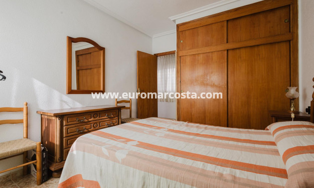 Venta - Apartamento / piso - Torrevieja - TORREVIEJA