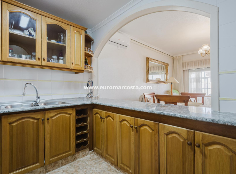 Venta - Apartamento / piso - Torrevieja - TORREVIEJA