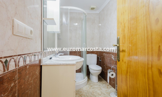 Venta - Apartamento / piso - Torrevieja - TORREVIEJA