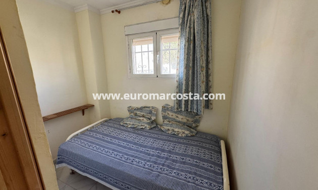 Sale - Townhouse - La Mata