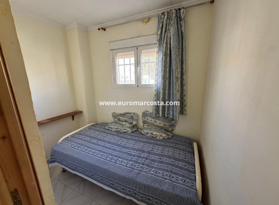 Sale - Townhouse - La Mata