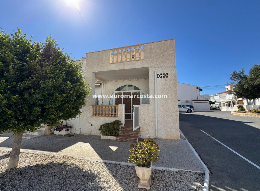 Sale - Townhouse - La Mata