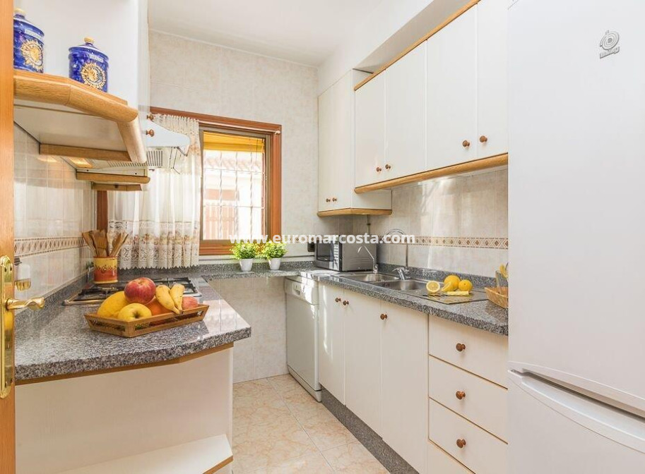 Sale - Casa - Orihuela Costa