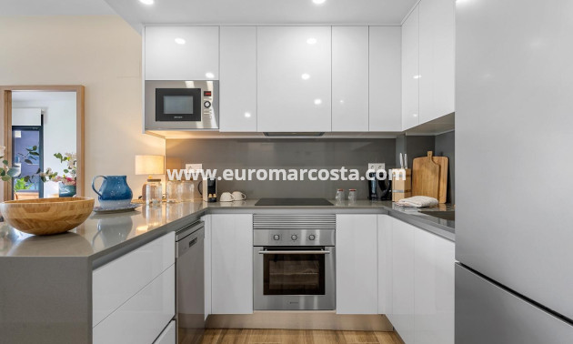 Objekte zum Wiederverkauf - Wohnung - Orihuela Costa - valentino golf III