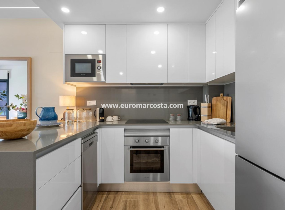 Objekte zum Wiederverkauf - Wohnung - Orihuela Costa - valentino golf III