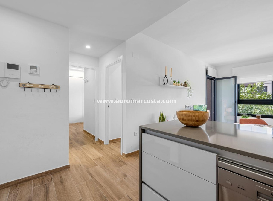 Objekte zum Wiederverkauf - Wohnung - Orihuela Costa - valentino golf III