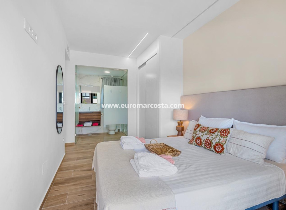 Objekte zum Wiederverkauf - Wohnung - Orihuela Costa - valentino golf III