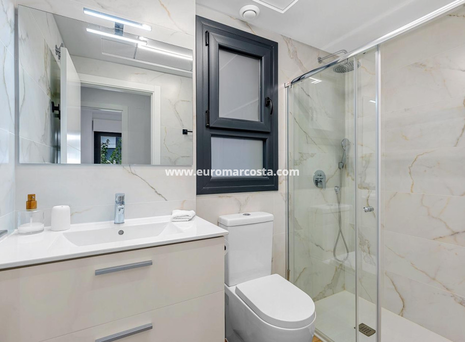 Objekte zum Wiederverkauf - Wohnung - Orihuela Costa - valentino golf III