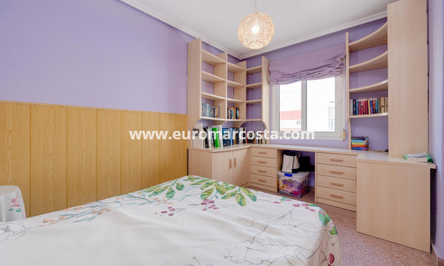 Objekte zum Wiederverkauf - Wohnung - Torrevieja - TORREVIEJA