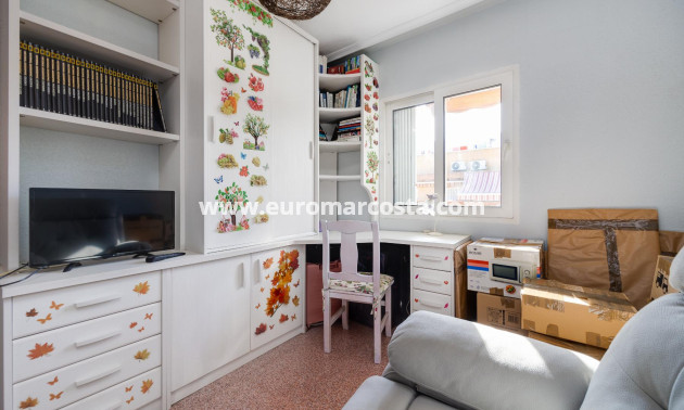 Objekte zum Wiederverkauf - Wohnung - Torrevieja - TORREVIEJA