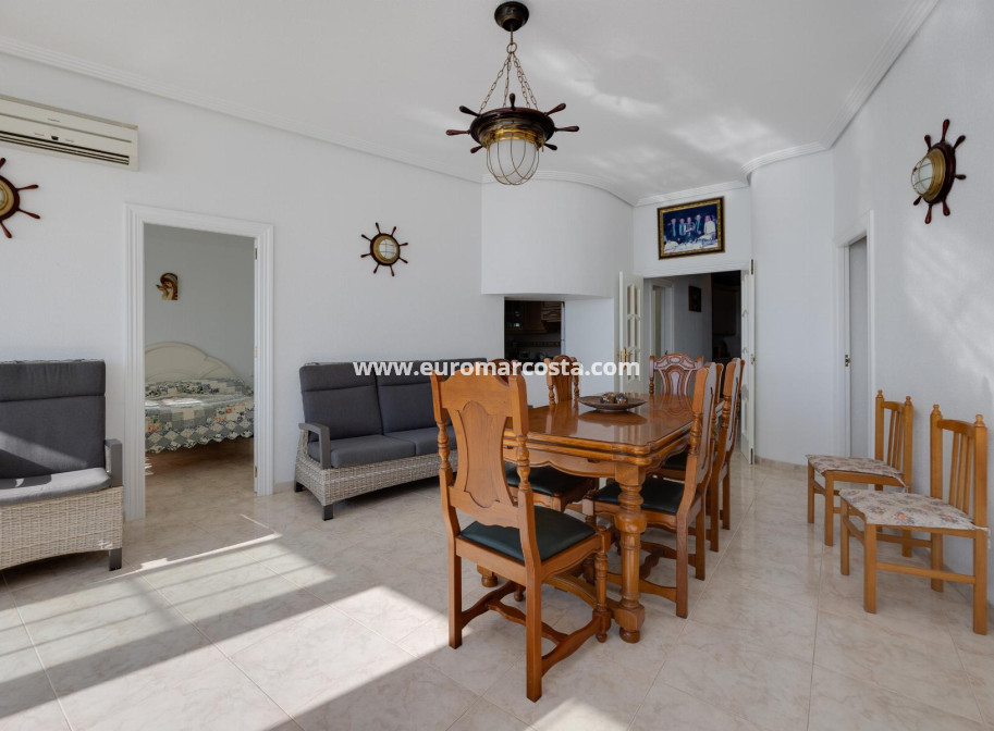 Venta - Apartamento / piso - Torrevieja - TORREVIEJA
