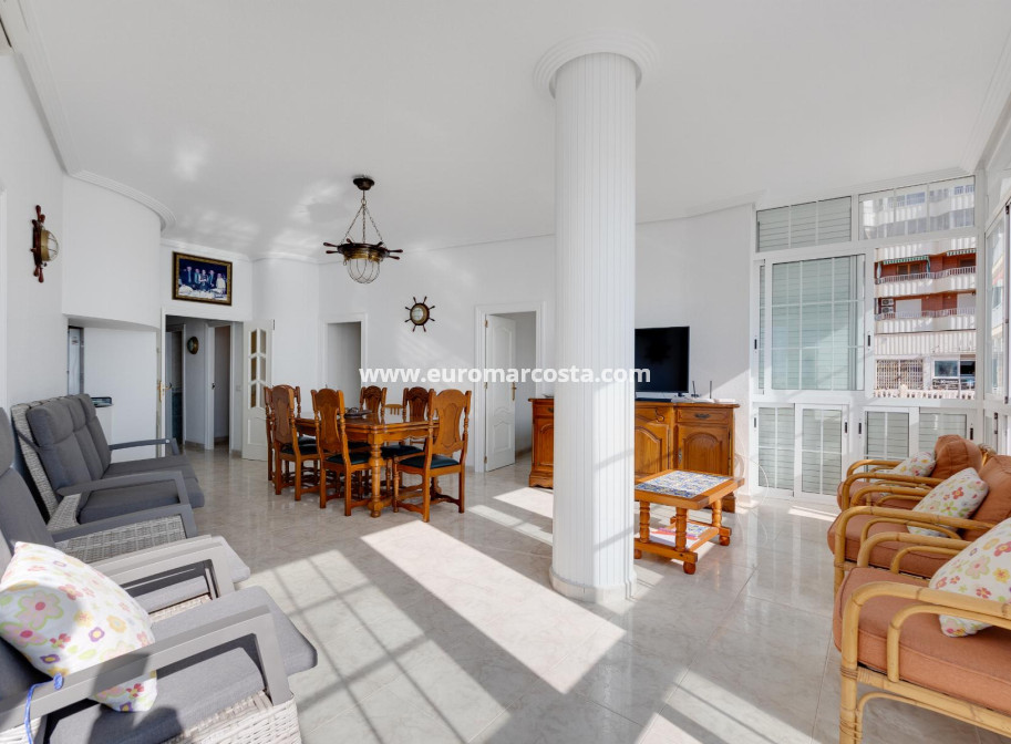 Venta - Apartamento / piso - Torrevieja - TORREVIEJA