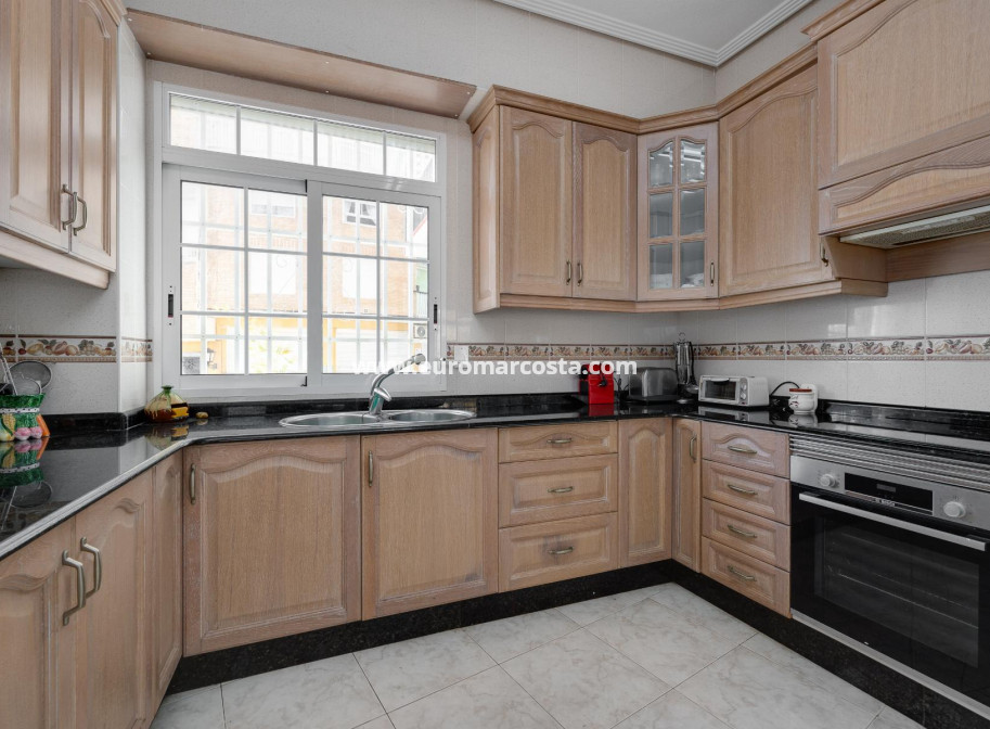 Venta - Apartamento / piso - Torrevieja - TORREVIEJA