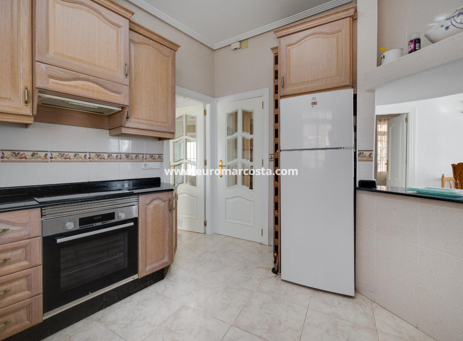 Venta - Apartamento / piso - Torrevieja - TORREVIEJA