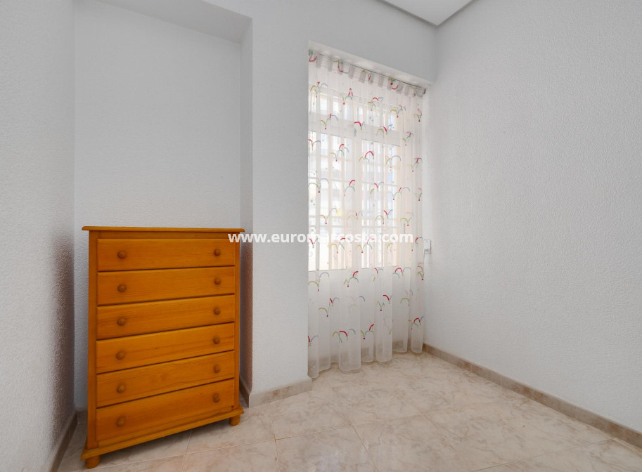 Venta - Apartamento / piso - Torrevieja - TORREVIEJA