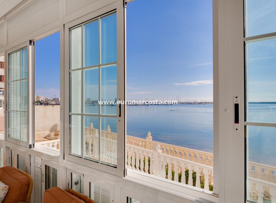 Venta - Apartamento / piso - Torrevieja - TORREVIEJA