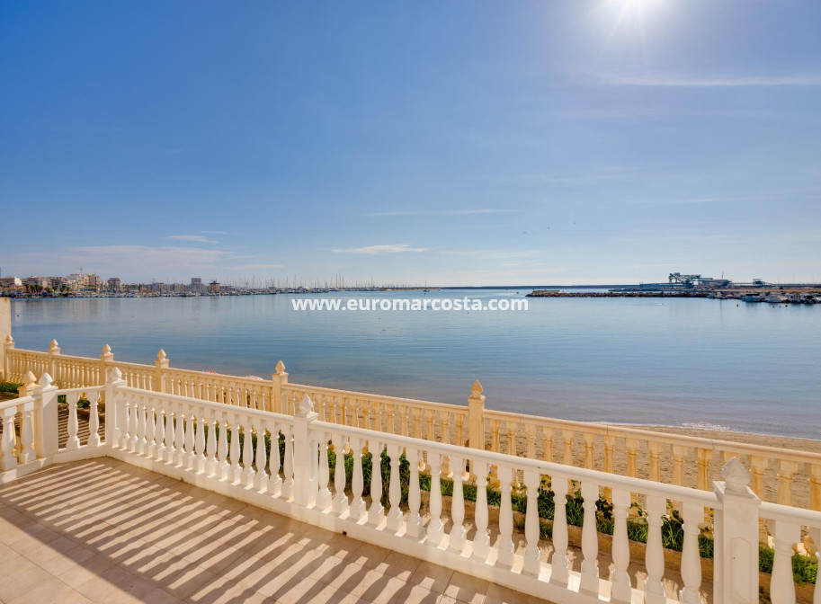 Venta - Apartamento / piso - Torrevieja - TORREVIEJA