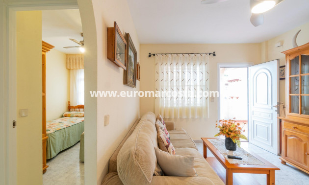 Alquiler a largo plazo - Apartamento / piso - Orihuela Costa