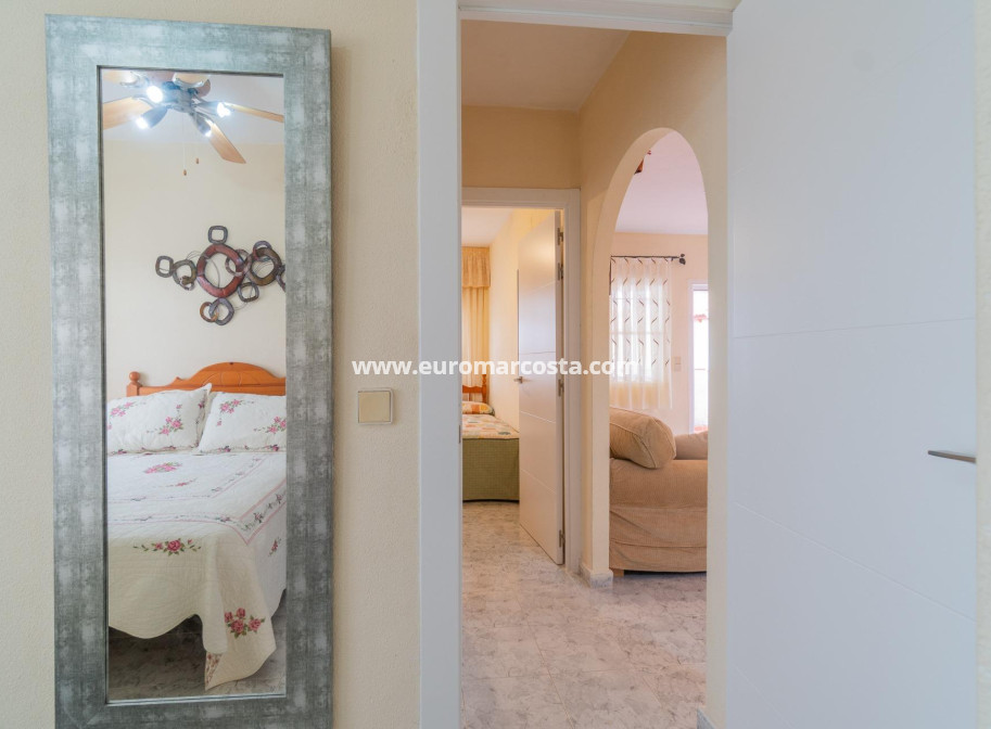 Alquiler a largo plazo - Apartamento / piso - Orihuela Costa