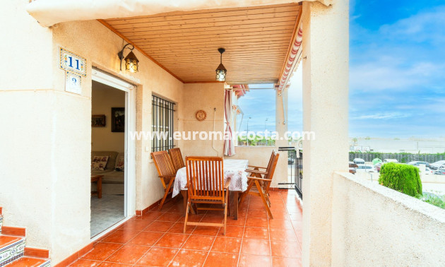 Alquiler a largo plazo - Apartamento / piso - Orihuela Costa