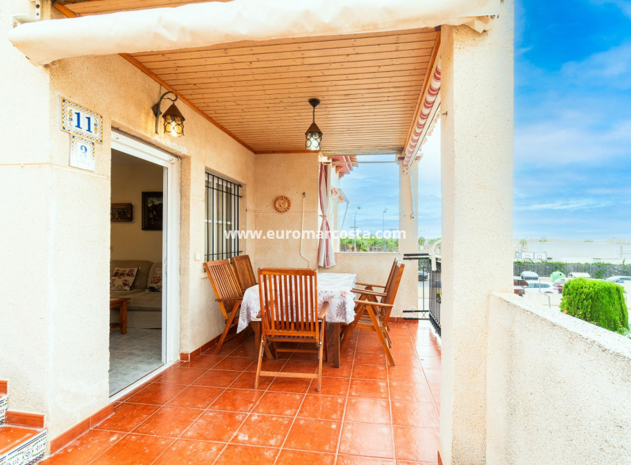 Alquiler a largo plazo - Apartamento / piso - Orihuela Costa