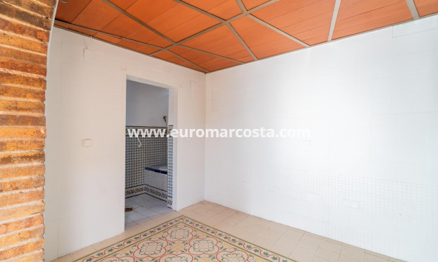 Venta - Villa - Torrevieja - TORREVIEJA