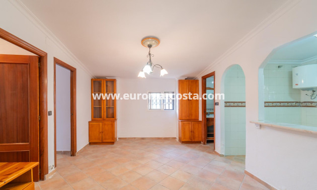 Venta - Villa - Torrevieja - TORREVIEJA