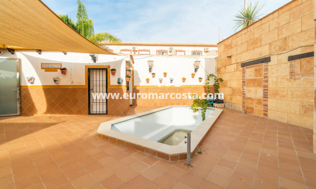 Venta - Villa - Torrevieja - TORREVIEJA
