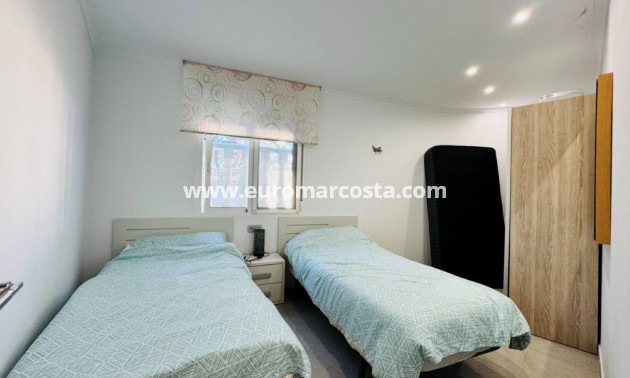 Sale - Apartment / flat - La Mata - Alanis
