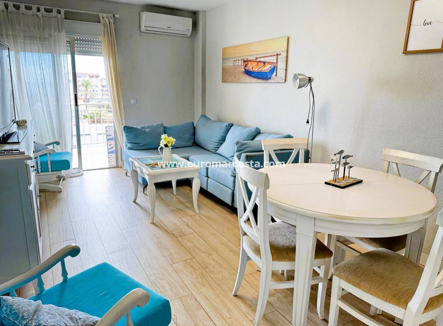 Sale - Apartment / flat - Torrevieja - TORREVIEJA