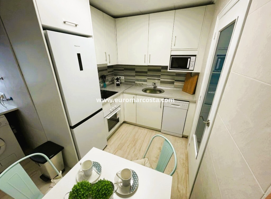 Sale - Apartment / flat - Torrevieja - TORREVIEJA