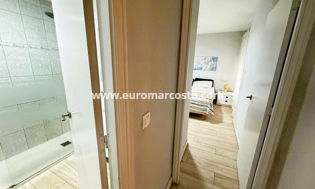 Sale - Apartment / flat - Torrevieja - TORREVIEJA