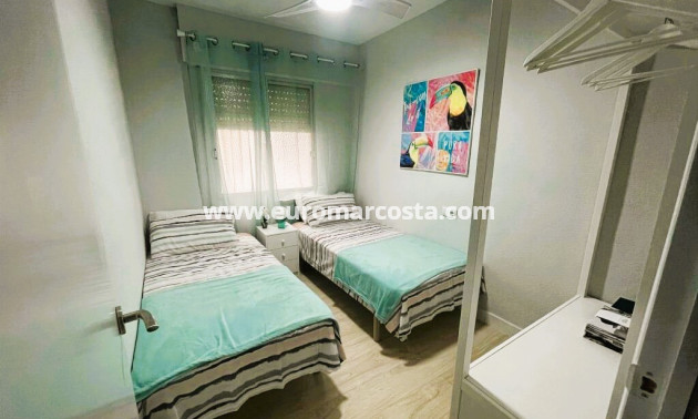 Sale - Apartment / flat - Torrevieja - TORREVIEJA