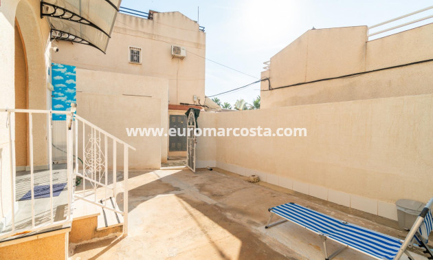 Objekte zum Wiederverkauf - Bungalow - Torrevieja - TORREVIEJA