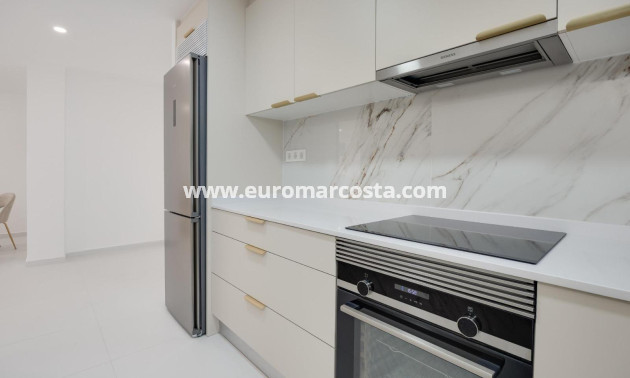 Sale - Apartment / flat - Torrevieja - TORREVIEJA