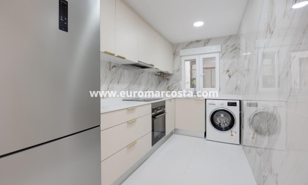 Sale - Apartment / flat - Torrevieja - TORREVIEJA