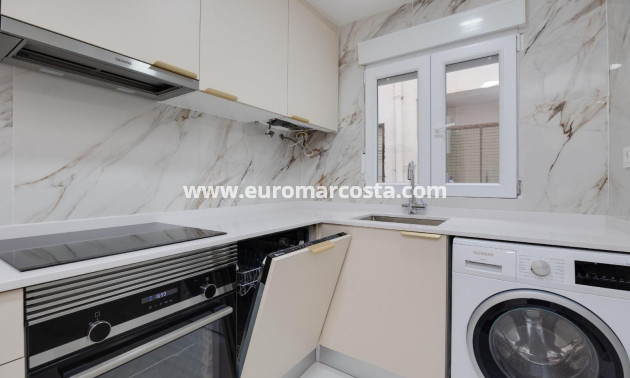 Sale - Apartment / flat - Torrevieja - TORREVIEJA