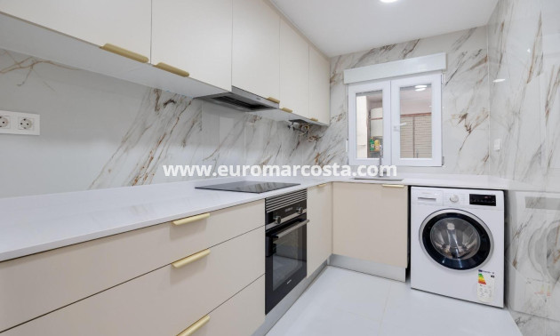 Sale - Apartment / flat - Torrevieja - TORREVIEJA