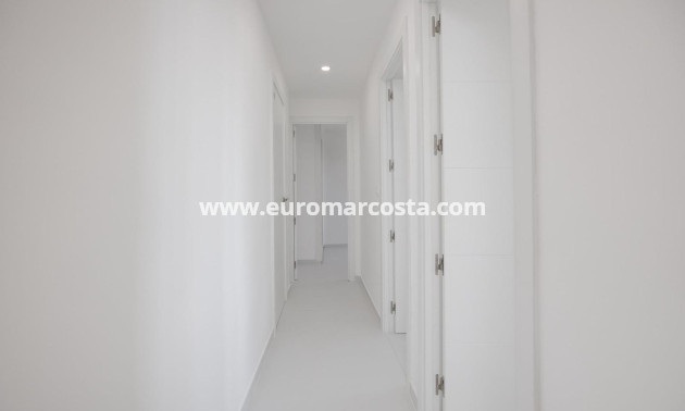 Sale - Apartment / flat - Torrevieja - TORREVIEJA