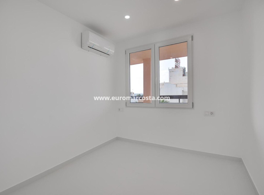 Sale - Apartment / flat - Torrevieja - TORREVIEJA