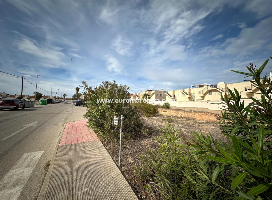 Venta - Parcela / Terreno - Orihuela Costa