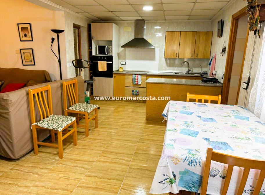 Sale - Casa - San Fulgencio