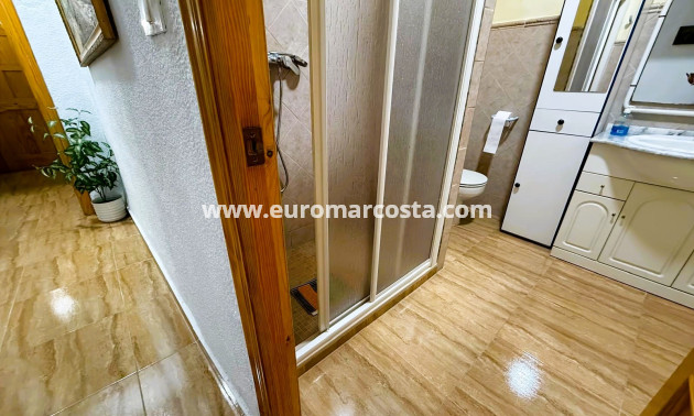 Sale - Casa - San Fulgencio