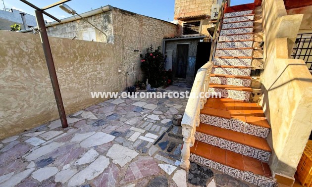 Sale - Casa - San Fulgencio